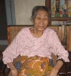 ဆရာမၾကီး လူထုေဒၚအမာအား မကြယ္လြန္ခင္ ကေတြ ့ရစဥ္ ဆရာမၾကီး လူထုေဒၚအမာအား မကြယ္လြန္ခင္ ကေတြ ့ရစဥ္