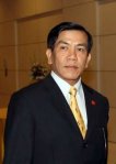 ဟႏိြဳင္းတြင္က်င္းပသည့္ ဥေရာပ-အာဆီယံအစည္းအေ၀း၌ ေဒၚေအာင္ဆန္းစုၾကည္အားမတရာဖမ္းဆီးထားမႈေၾကာင့္ ေ၀ဖန္မႈမ်ားအေပၚလိပ္ေခါင္းမၿပဴႏိုင္ ၿဖစ္ခဲ့ရသည့္ၿမန္မာ ႏိုင္ ငံၿခားေရး၀န္ၾကီး ဦးဥာဏ္၀င္း ဟႏိြဳင္းတြင္က်င္းပသည့္ ဥေရာပ-အာဆီယံအစည္းအေ၀း၌ ေဒၚေအာင္ဆန္းစုၾကည္အားမတရာဖမ္းဆီးထားမႈေၾကာင့္ ေ၀ဖန္မႈမ်ားအေပၚလိပ္ေခါင္းမၿပဴႏိုင္ ၿဖစ္ခဲ့ရသည့္ၿမန္မာ ႏိုင္ ငံၿခားေရး၀န္ၾကီး ဦးဥာဏ္၀င္း