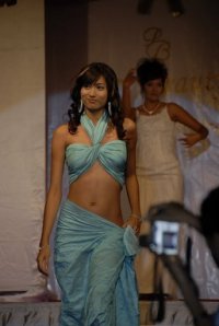 ရန္ကုန္ၿမိဳ ့ရွိဖက္ရွင္ရႈိးတစ္ခု