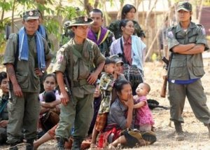 ကရင္တိုက္ခိုက္ေရးသမားမ်ား ဓာတ္ပံု-ေအပီ