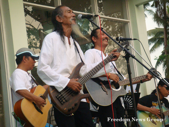 လူမႈေရး ၊ ႏိုင္ငံေရး လုပ္ငန္း ေတြ မွာ က်ရာတာ၀န္ ထမ္းေနတဲ့ ဂီတ သူရဲ ေကာင္း ကိုရဲလြင္