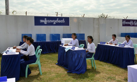 တနဂၤေႏြ ေန ့မနက္ ရန္ကုန္ မဲရံုမ်ား