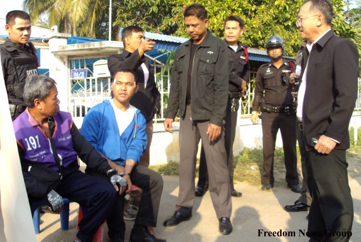 ဒီေကဘီေအ နယ္ျခားေစာင့္တပ္ ဖြဲ ့မွာ ေစာသံမဏိက မဲေဆာက္ UNHCR ရံုးေရွ ့တြင္ လက္ပစ္ဗံုး ကိုင္ၿပီး ဆႏၵျပစဥ္