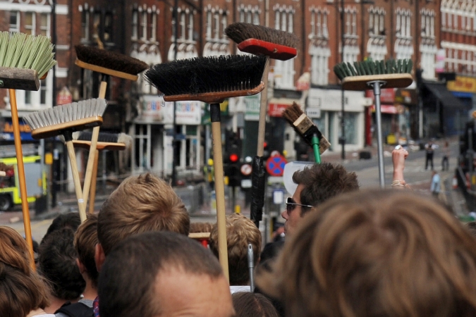 broom