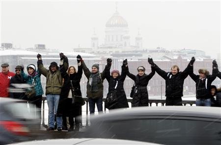2012-02-27T011139Z_1_BTRE81P1OP700_RTROPTP_2_RUSSIA-PROTESTS
