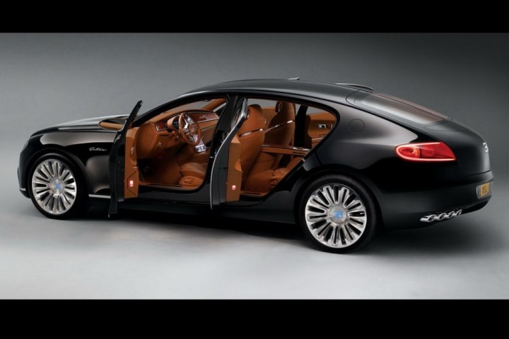 Pictures-The-Bugatti-16-C-Galibier-Seen-Outdoors-4-1024x683
